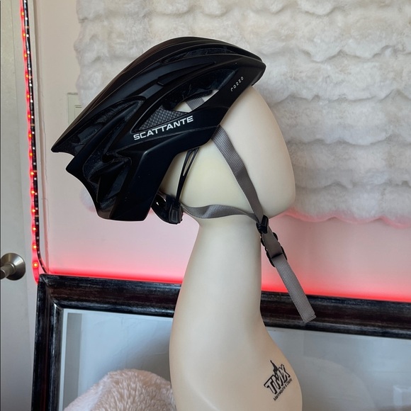 Scattante Black Bicycle Helmet size small but adjustable in the back main image 8